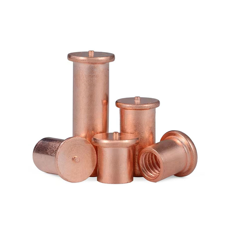 Studs Weld belang internal